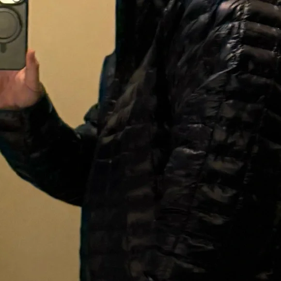 The North Face Men's Thermoball Hooded Dark Blue Puffer Jacket - Picture 3 of 5